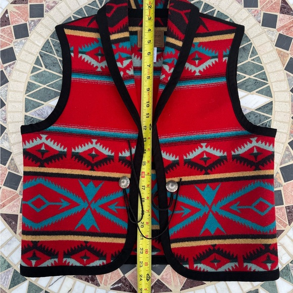 Pendleton Aztec Vest - Picture 10 of 10
